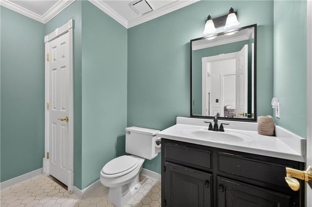 5441 Trentham Drive, Dunwoody, GA 30338