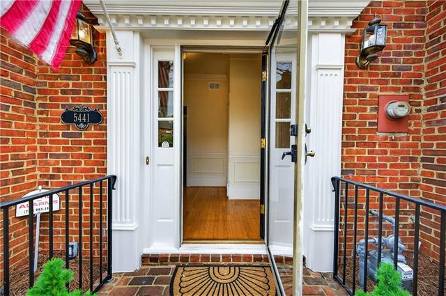 5441 Trentham Drive, Dunwoody, GA 30338