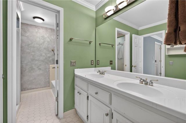 5441 Trentham Drive, Dunwoody, GA 30338