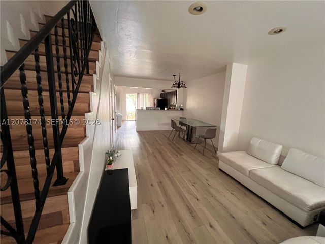 2442 SW 58, Dania Beach, FL 33312