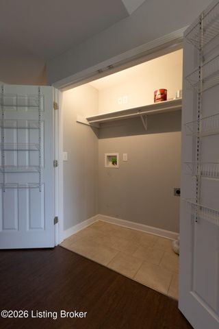 443 Woodlake Dr, Mt Washington, KY 40047