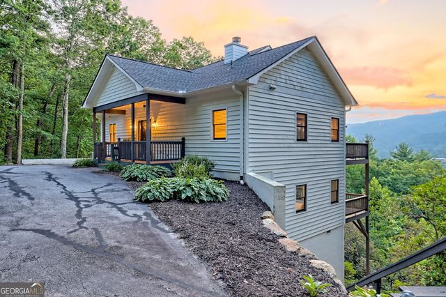 63 Maple Ridge Trail, Clayton, GA 30525