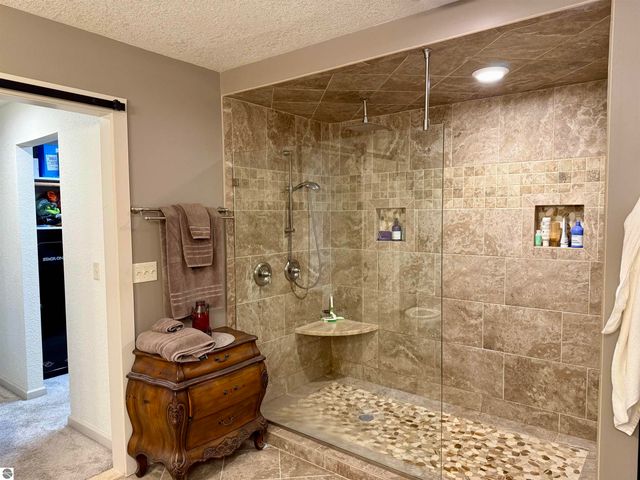 902 W 1st Street, Tawas City, MI 48763