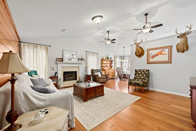 303 Melrose Ln, Dothan, AL 36303