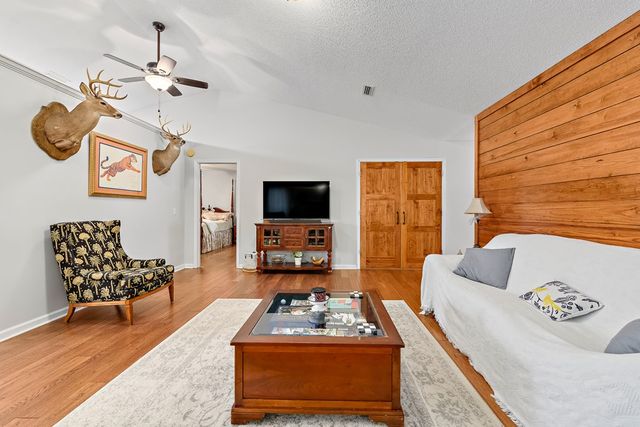 303 Melrose Ln, Dothan, AL 36303