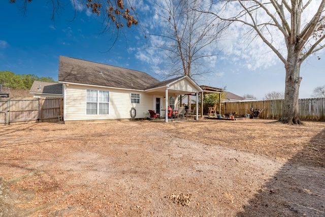 303 Melrose Ln, Dothan, AL 36303