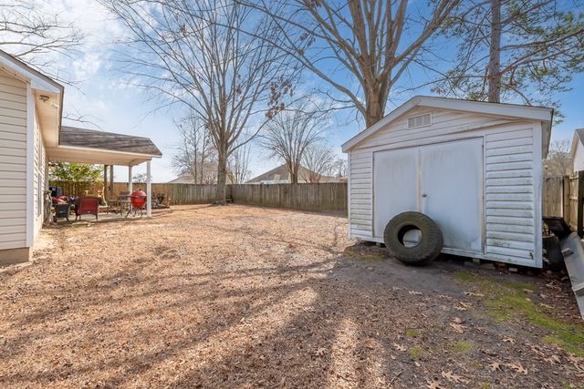 303 Melrose Ln, Dothan, AL 36303