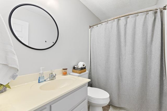 303 Melrose Ln, Dothan, AL 36303