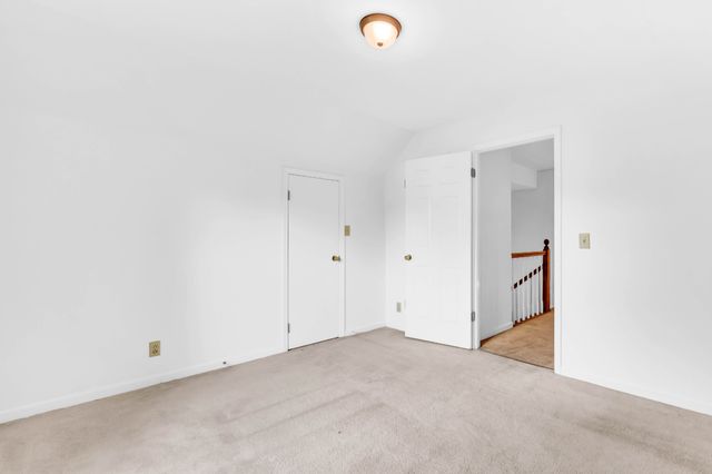 1975 Stepford Dr, Clarksville, TN 37043