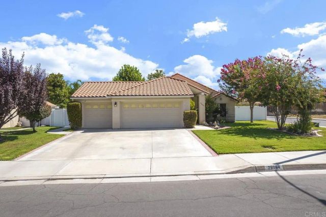 26064 Avenida Hortensia, Hemet, CA 92544