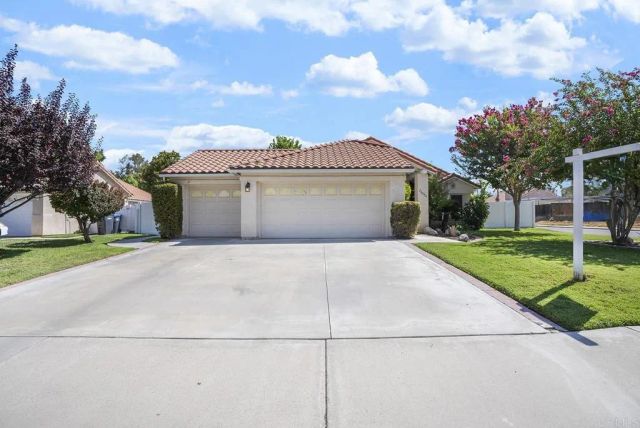 26064 Avenida Hortensia, Hemet, CA 92544