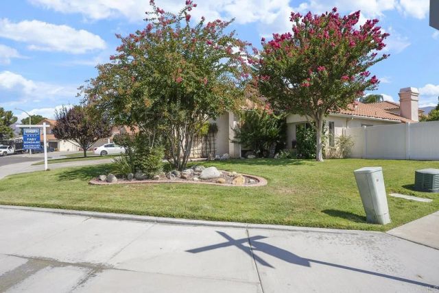 26064 Avenida Hortensia, Hemet, CA 92544