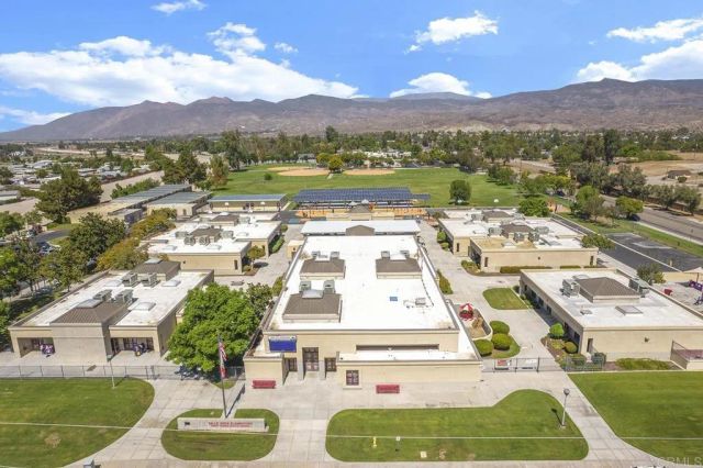 26064 Avenida Hortensia, Hemet, CA 92544