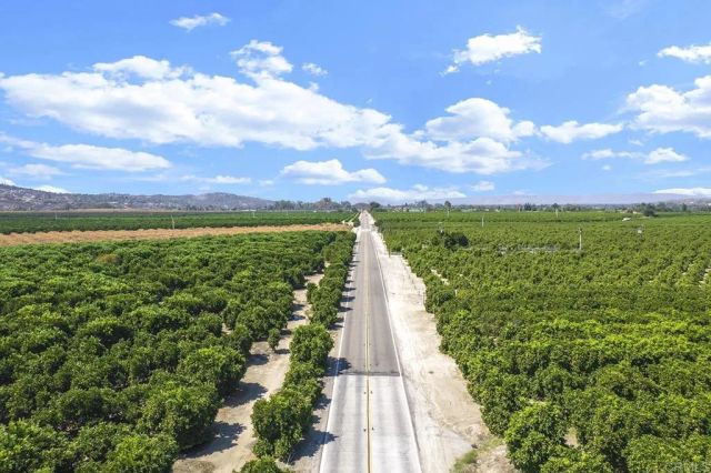 26064 Avenida Hortensia, Hemet, CA 92544
