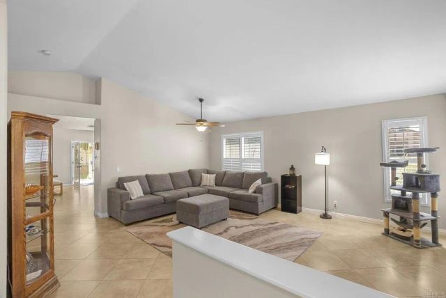 26064 Avenida Hortensia, Hemet, CA 92544