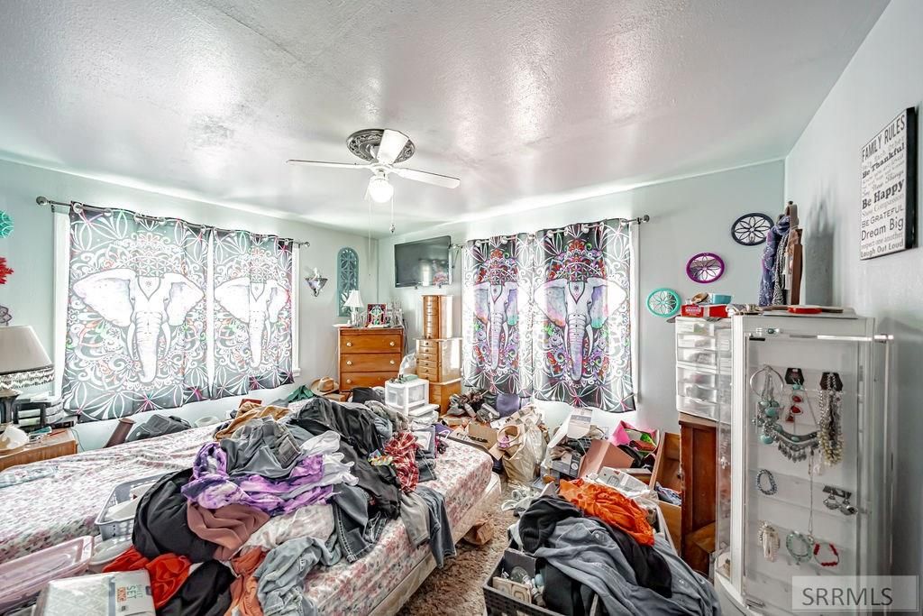 Image 11 of property listing at 1382 W 81st S, Idaho Falls, ID 83402