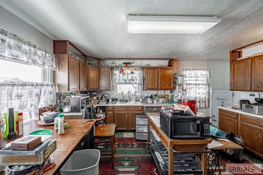 Image 17 of property listing at 1382 W 81st S, Idaho Falls, ID 83402