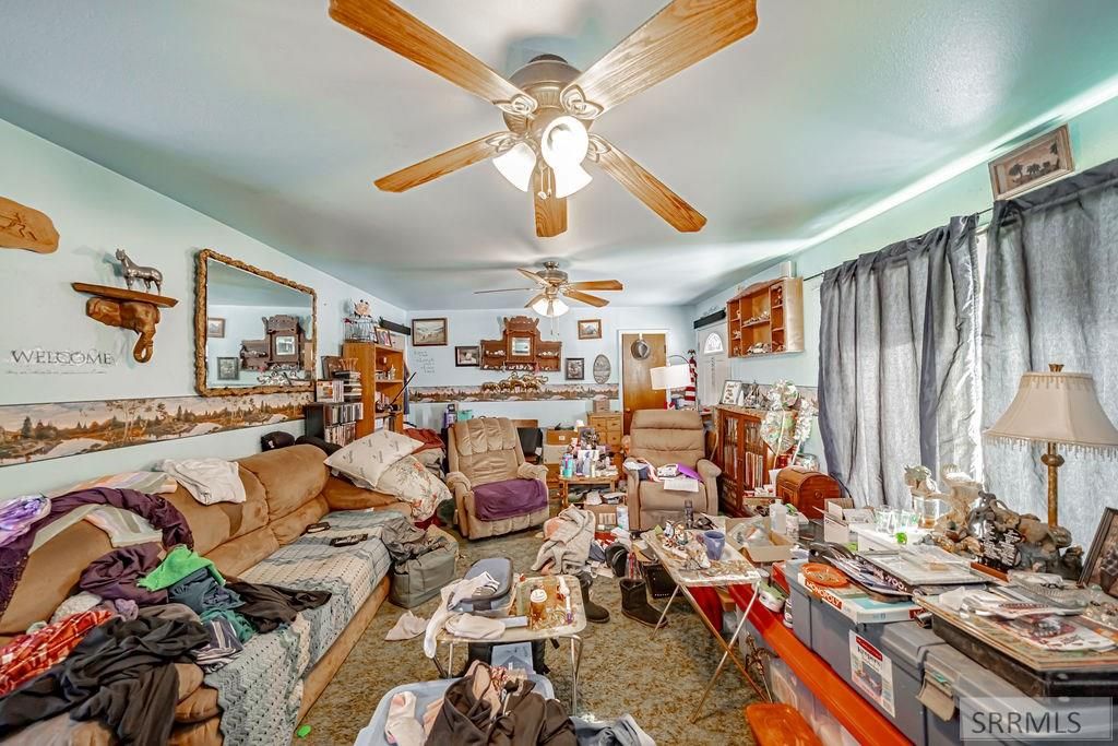 Image 6 of property listing at 1382 W 81st S, Idaho Falls, ID 83402