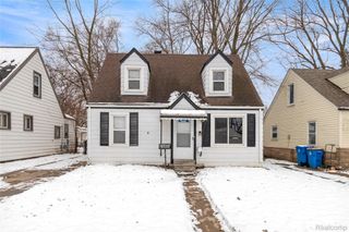 25885 Currier Street, Dearborn Heights, MI 48125