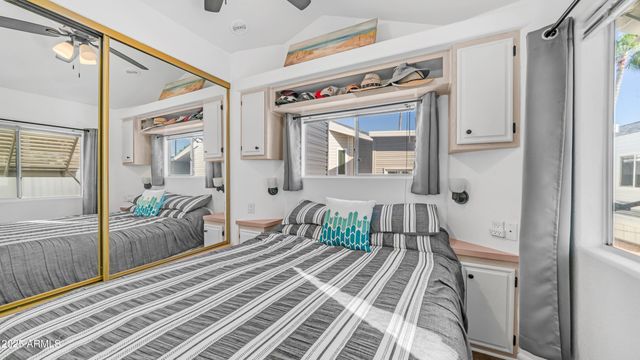 181 MINESHAFT Drive, Apache Junction, AZ 85119