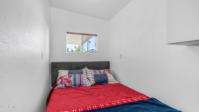 181 MINESHAFT Drive, Apache Junction, AZ 85119