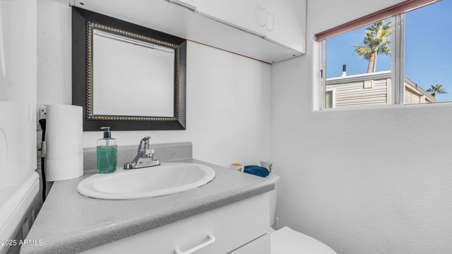 181 MINESHAFT Drive, Apache Junction, AZ 85119