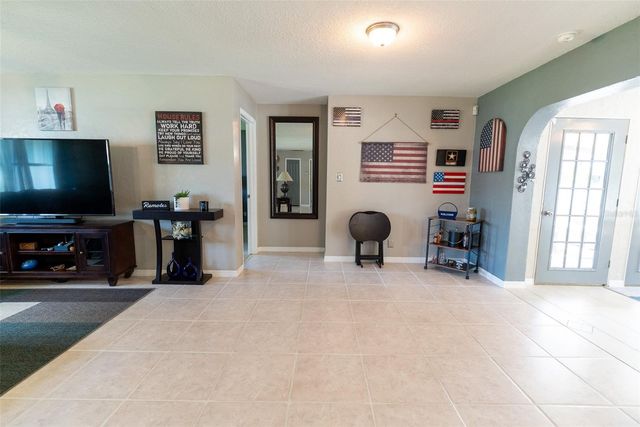 5072 SE 27TH STREET, Ocala, FL 34480