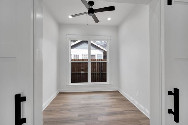 500 Farley Street, Waxahachie, TX 75165