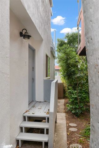 1059 Miramar Street, Laguna Beach, CA 92651
