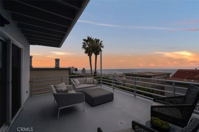 1059 Miramar Street, Laguna Beach, CA 92651