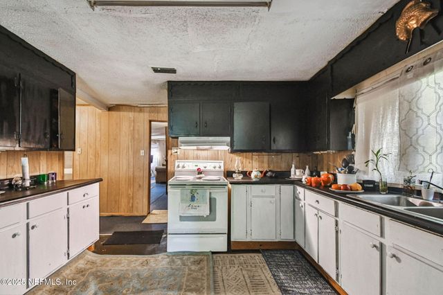 309 HATTEN Lane, Hastings, FL 32145