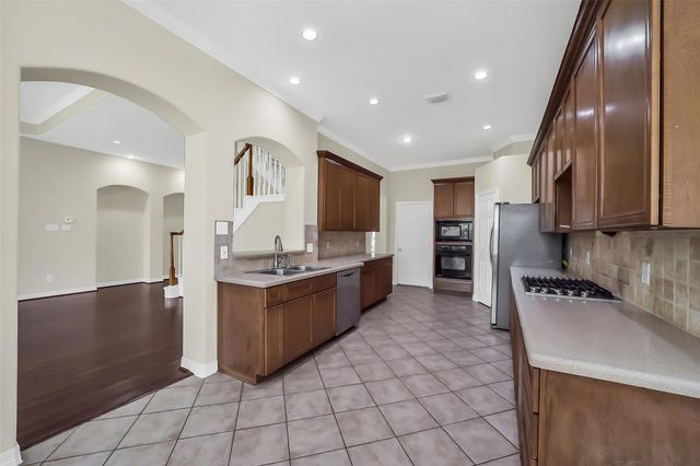 12003 Banks Run Drive, Pearland, TX 77584