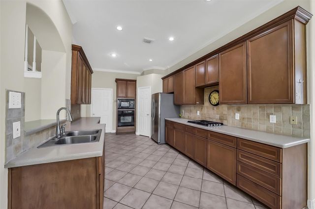 12003 Banks Run Drive, Pearland, TX 77584