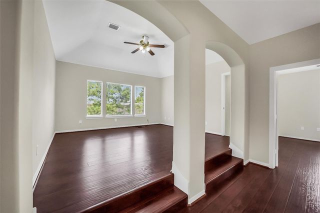 12003 Banks Run Drive, Pearland, TX 77584