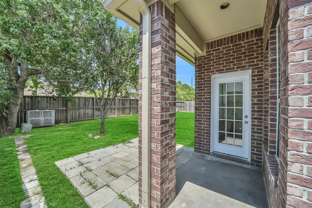 12003 Banks Run Drive, Pearland, TX 77584