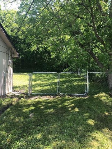 504 Chinner Street, Bonham, TX 75418