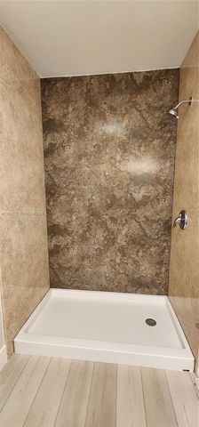 800 SW 10th Ave 800, Hallandale Beach, FL 33009