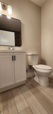 800 SW 10th Ave 800, Hallandale Beach, FL 33009