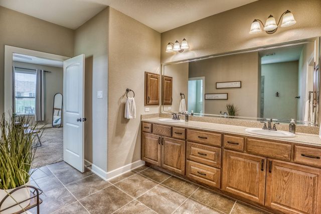 586 Ruby Drive, Bellville, TX 77418