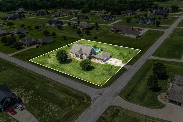 586 Ruby Drive, Bellville, TX 77418