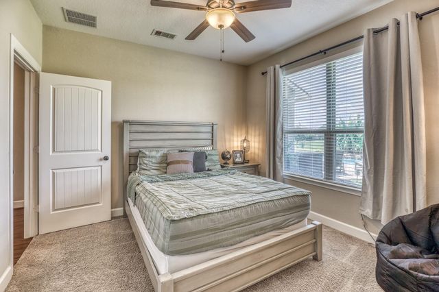 586 Ruby Drive, Bellville, TX 77418