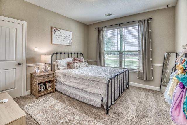 586 Ruby Drive, Bellville, TX 77418
