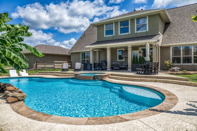 586 Ruby Drive, Bellville, TX 77418