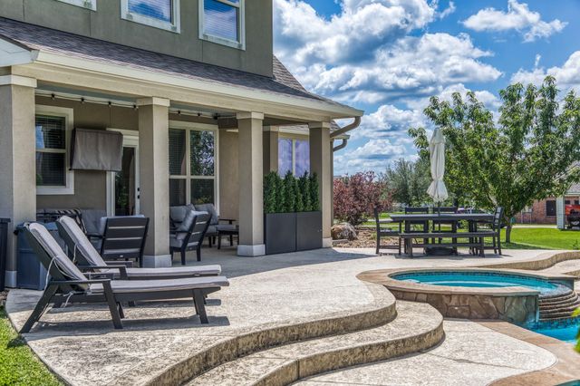 586 Ruby Drive, Bellville, TX 77418