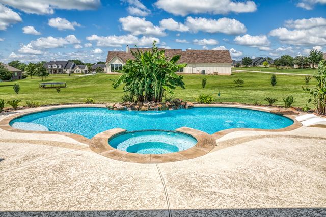 586 Ruby Drive, Bellville, TX 77418