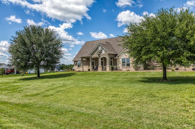 586 Ruby Drive, Bellville, TX 77418