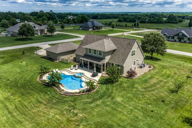 586 Ruby Drive, Bellville, TX 77418