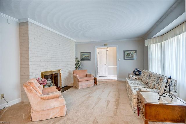 3317 Brookside LN, Portsmouth, VA 23703