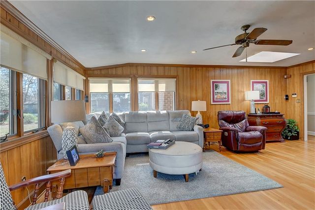 3317 Brookside LN, Portsmouth, VA 23703