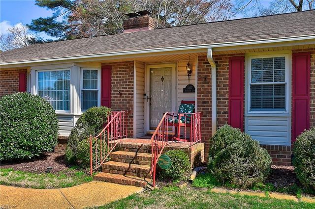 3317 Brookside LN, Portsmouth, VA 23703